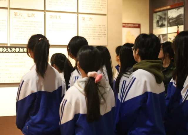 孩子生长的中心孩子的品格品德习惯等都是在家长教育中养成的 孩子生长的中心孩子的品格品德习惯等都是在家长教育中养成的