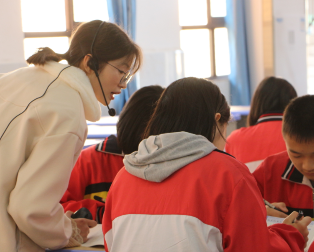 新教材新课程目标的讲堂施行才能推动高中双新常态化进讲堂 新教材新课程目标的讲堂施行才能推动高中双新常态化进讲堂